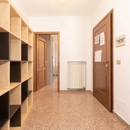 Apartment Piazza Garibaldi - F&l Brescia